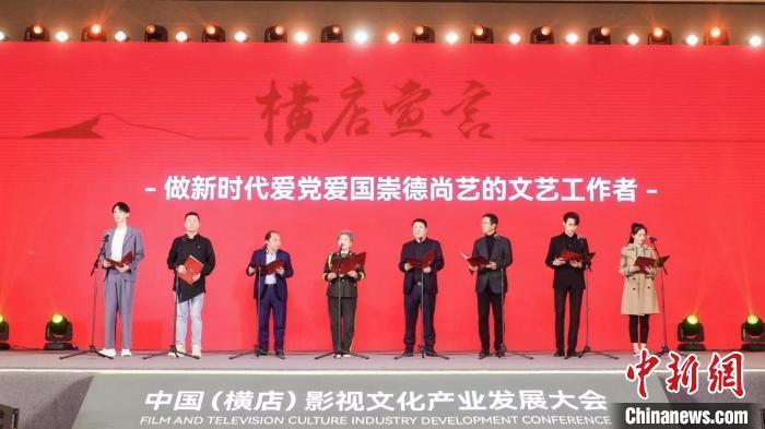 集装箱货运列车拼图
