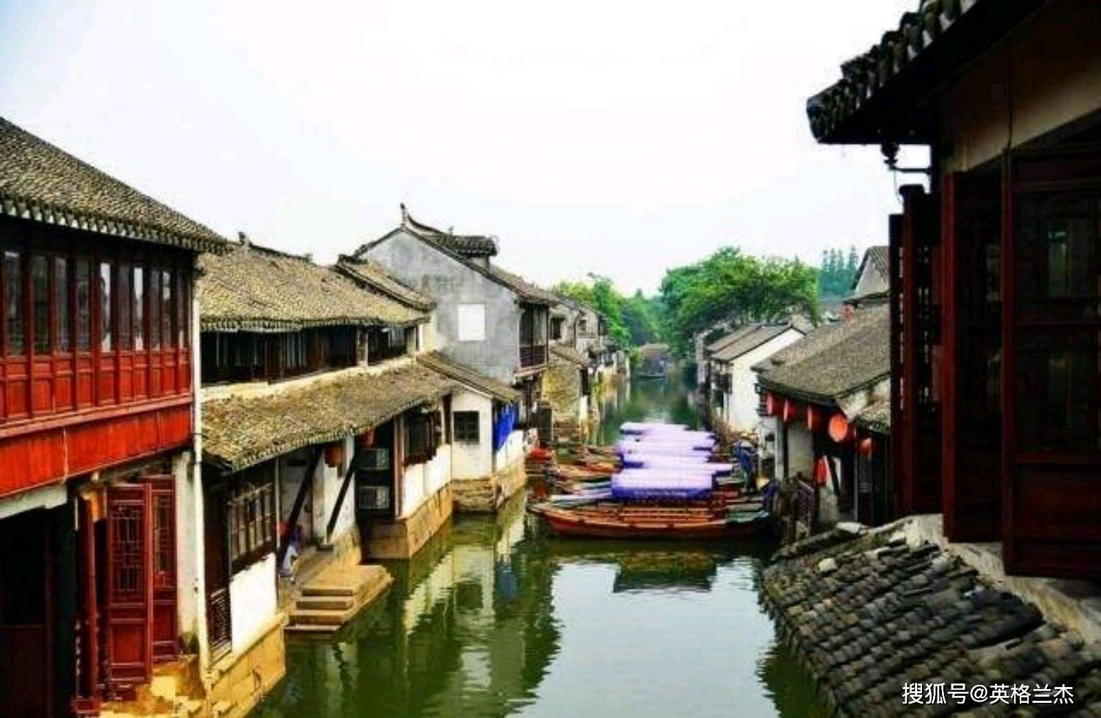 曾“遇袭”的明星：杨幂被揩油，刘嘉玲遭绑架，是谁被打到认不出？游戏画面
